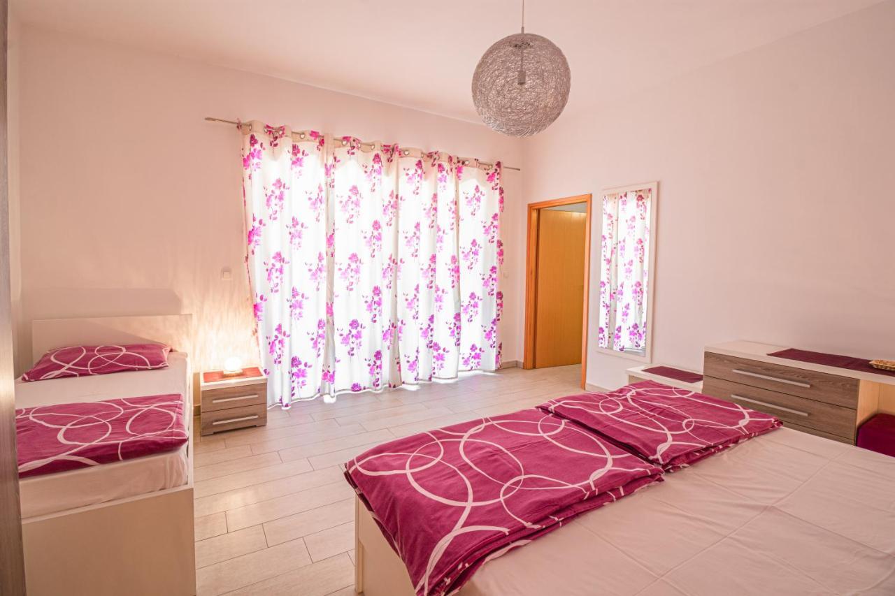Apartments Sandra Kornic Ngoại thất bức ảnh