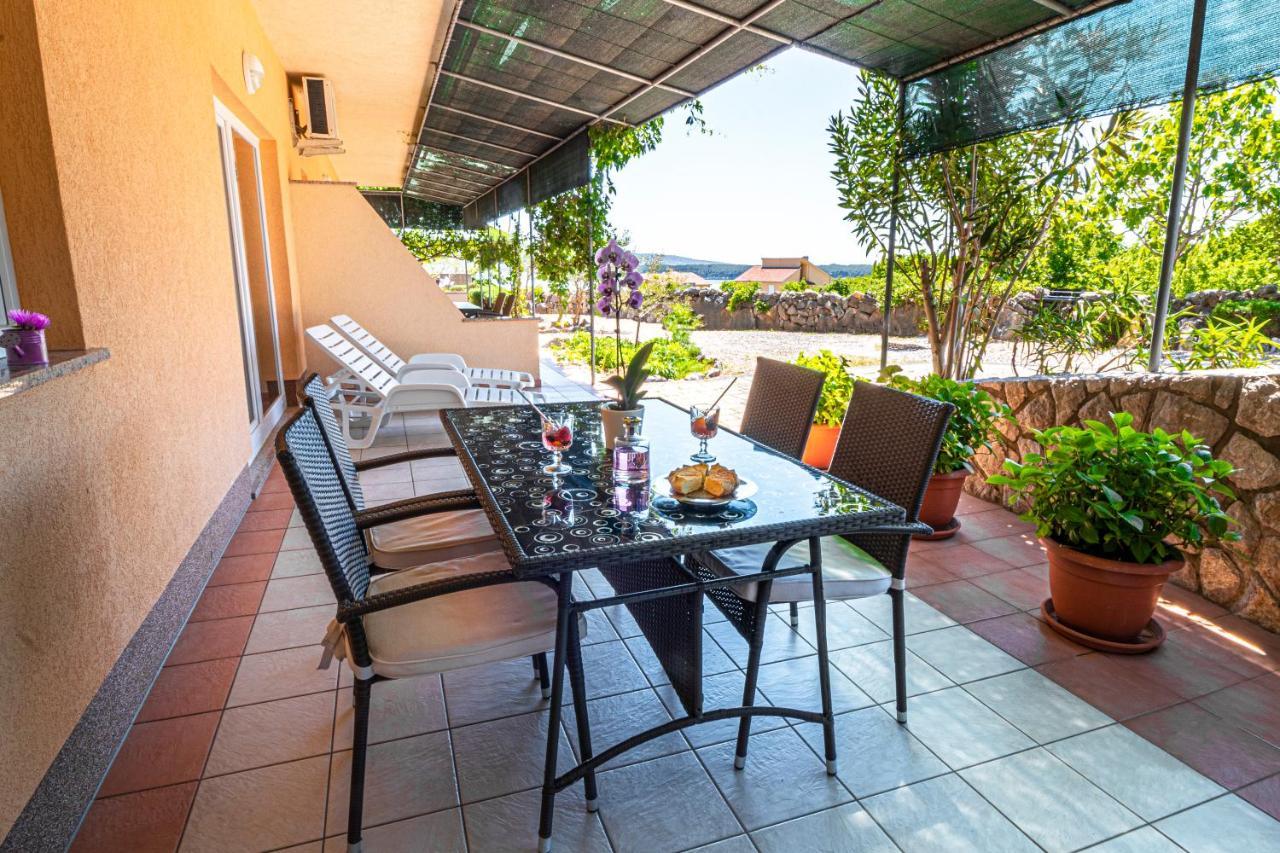 Apartments Sandra Kornic Ngoại thất bức ảnh